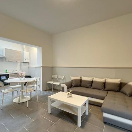 Charbonnel 2 Bruxelles-Charleroi-Airport Βίλα Εξωτερικό φωτογραφία